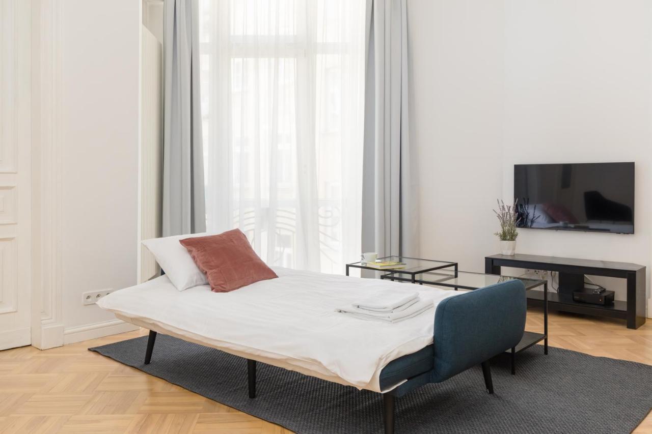 Marszalkowska 58 - Classy Two Bedroom Apartment With Balcony By Noclegi Renters Warszawa Eksteriør billede